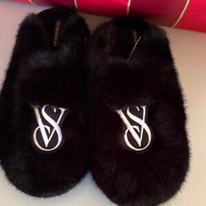 Victoria's Secret Black Plush Slippers